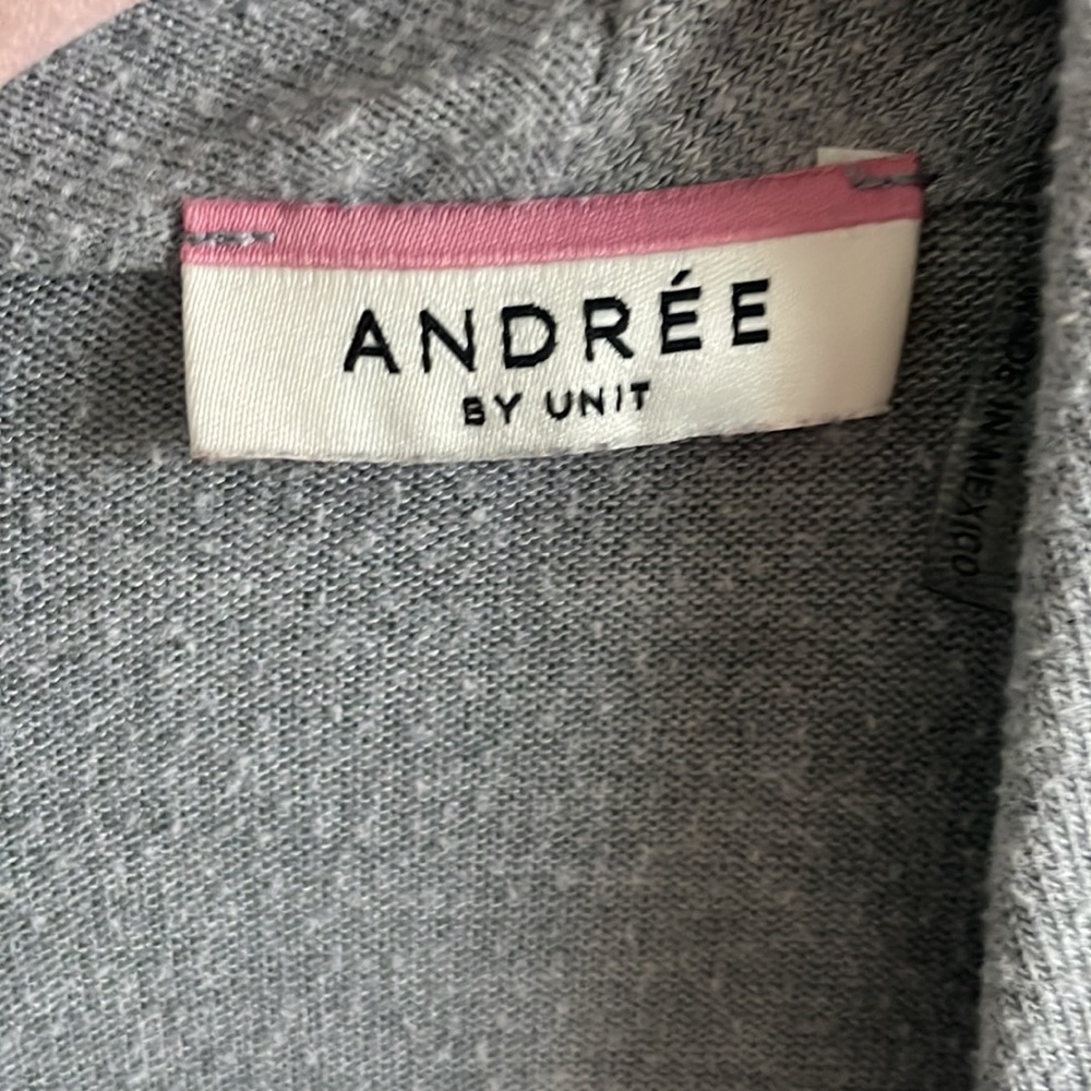 Andree By Unit Cross Front Top - image 4